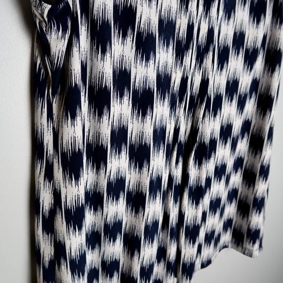 Soft Checkered White & Blue Tank Blouse - Picture 6 of 6